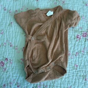 Kate Quinn onesie size newborn